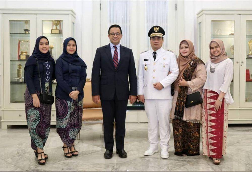 Gubernur dan Wagub DKI Jakarta, Anies dan Riza Patria (Instagram/@aniesbaswedan)