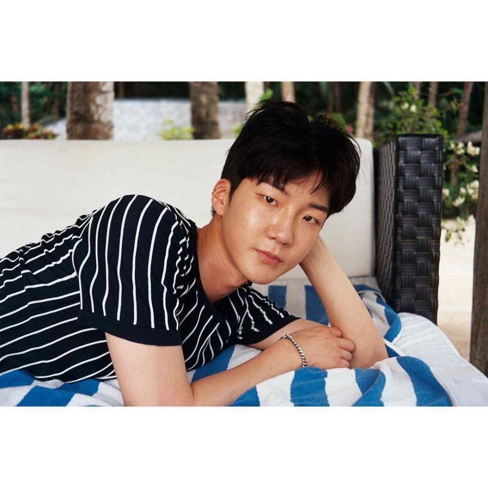 instagram.com/y8n_l8ks_at