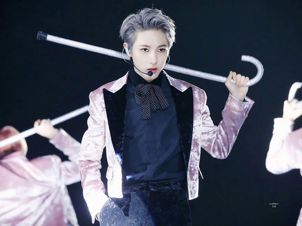 10 Potret Keren Renjun NCT Dream di Atas Panggung