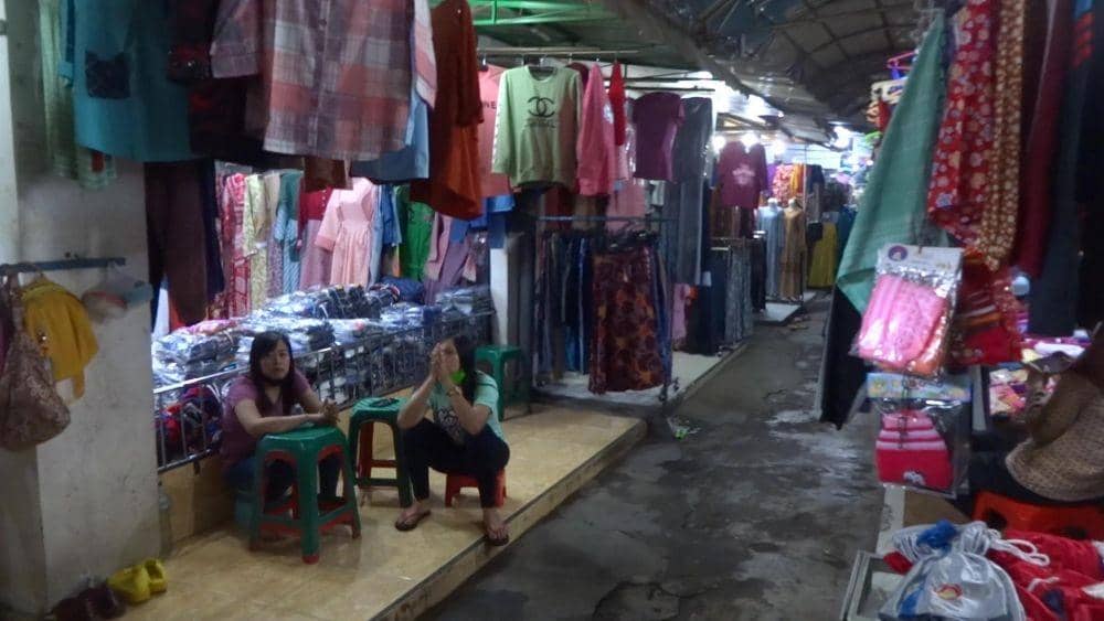 Kondisi Pasar Wage Tulungagung sepi pengunjung, IDN Times/ Bramanta Pamungkas