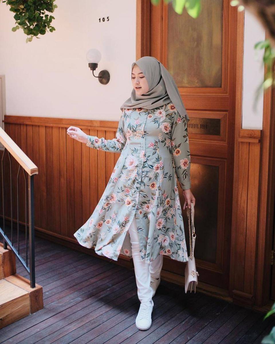 instagram.com/saritiw