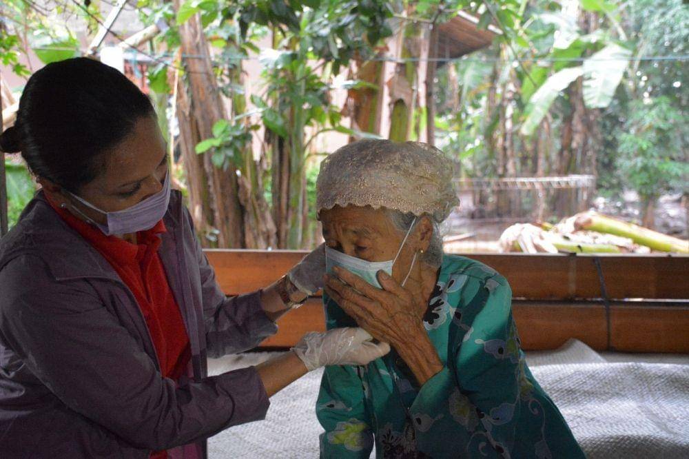 Pembagian paket sembako di Tangerang (Dok. Kemensos)