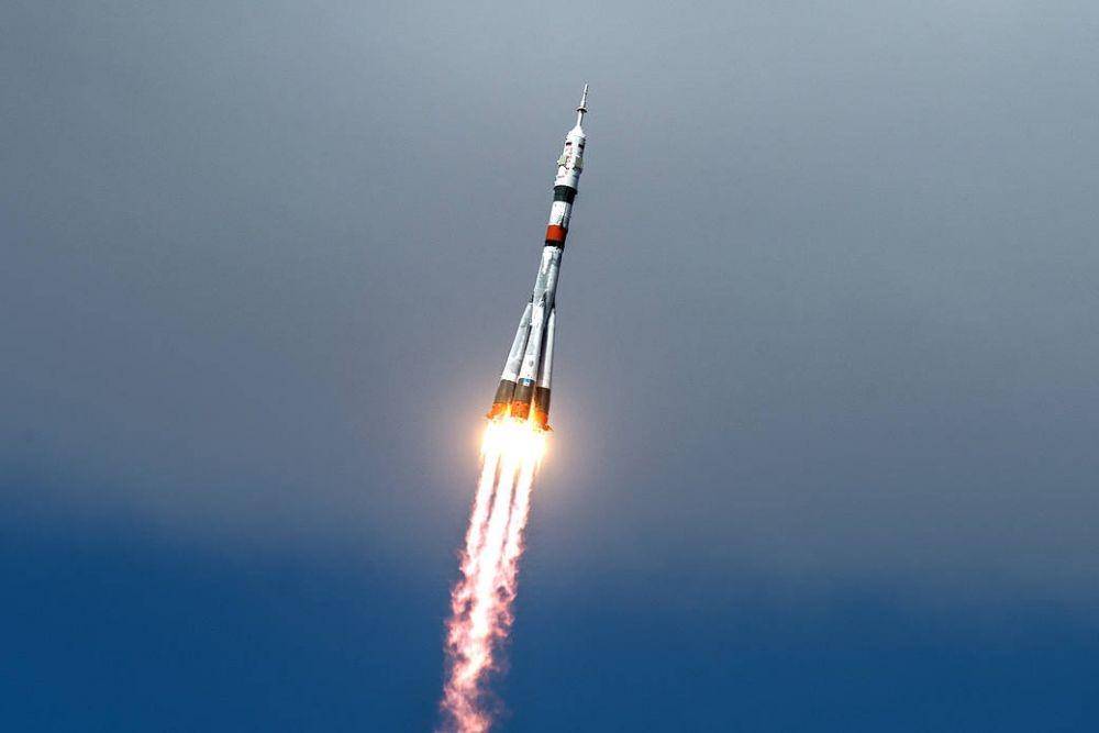Soyuz MS-16 sedang lepas landas (9/4). NASA/GCTC/Andrey Shelepin