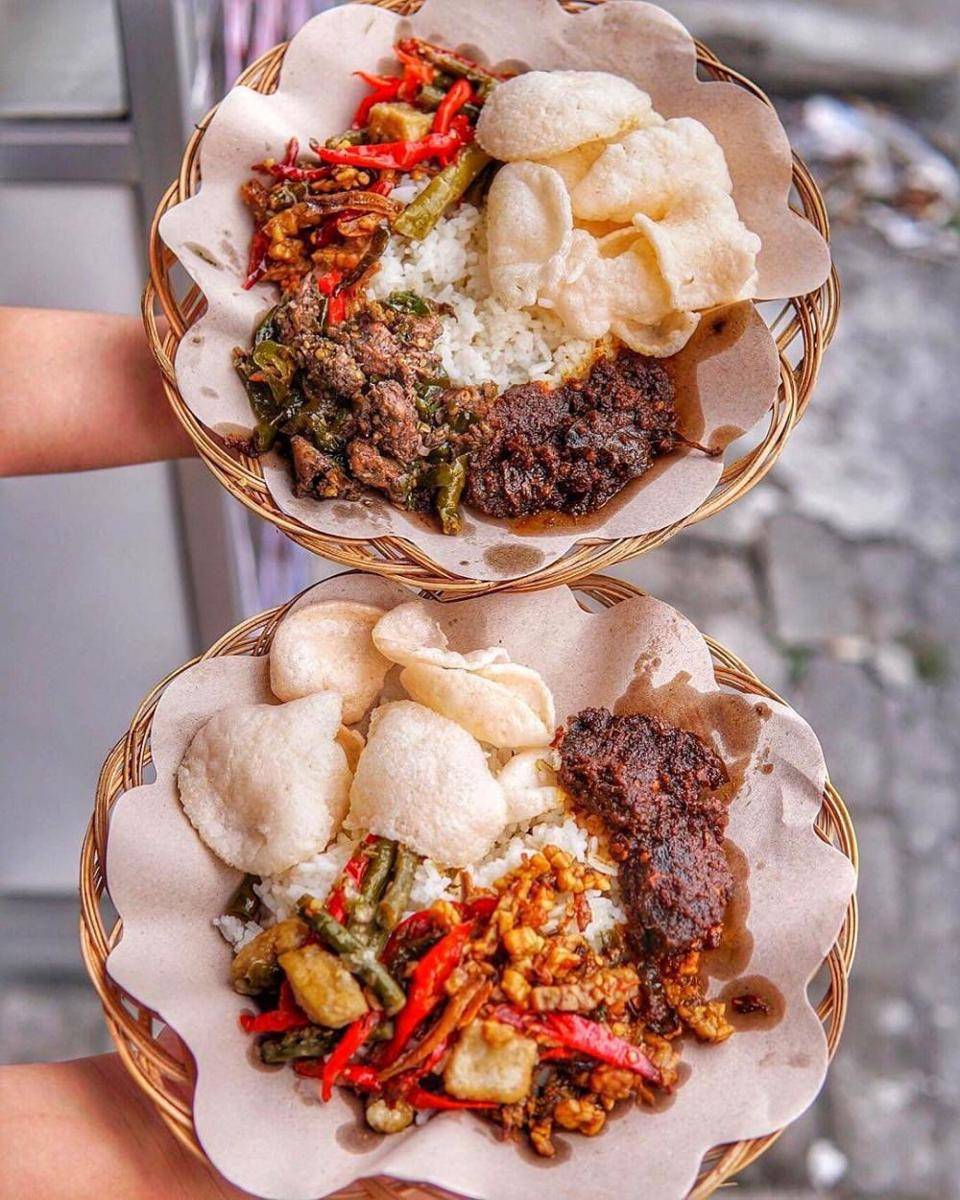 instagram.com/jogjakakilima