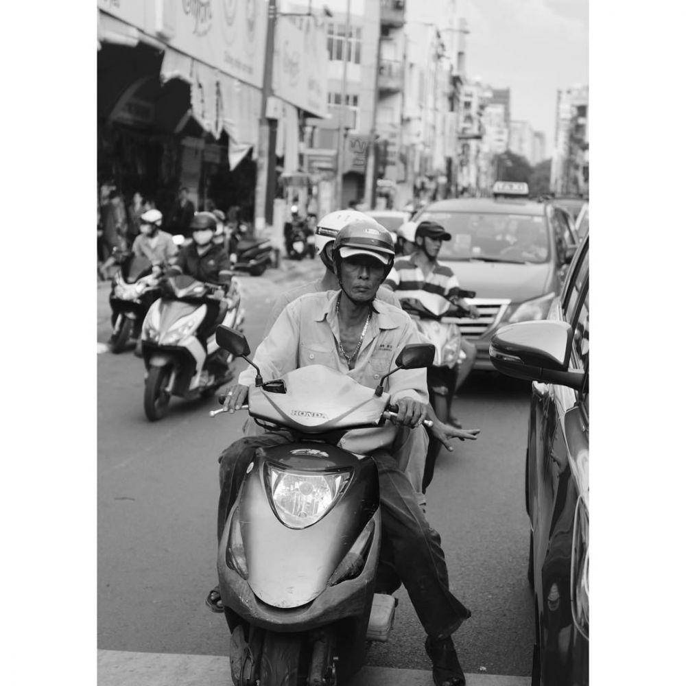instagram.com/y8n_l8ks_at