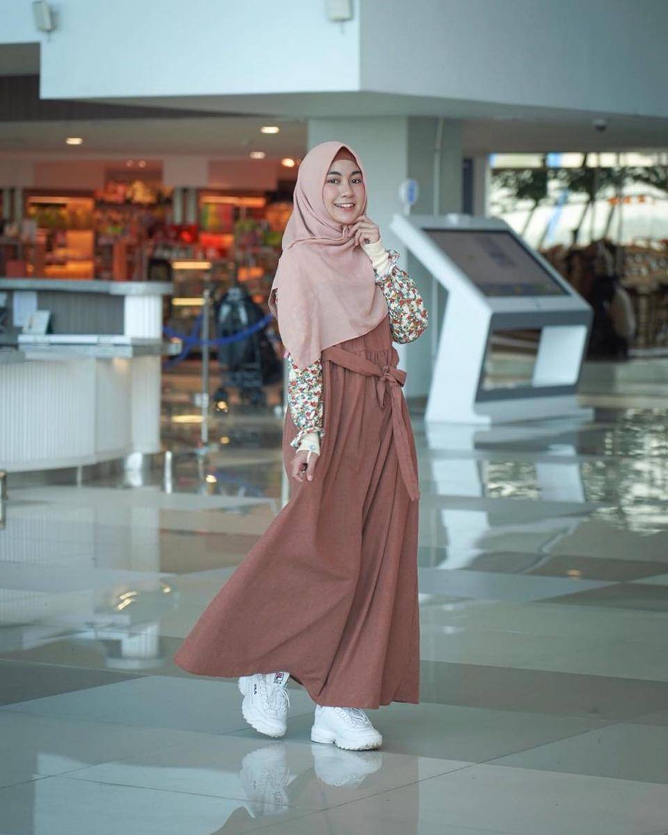 Instagram.com/anisarahma_12/