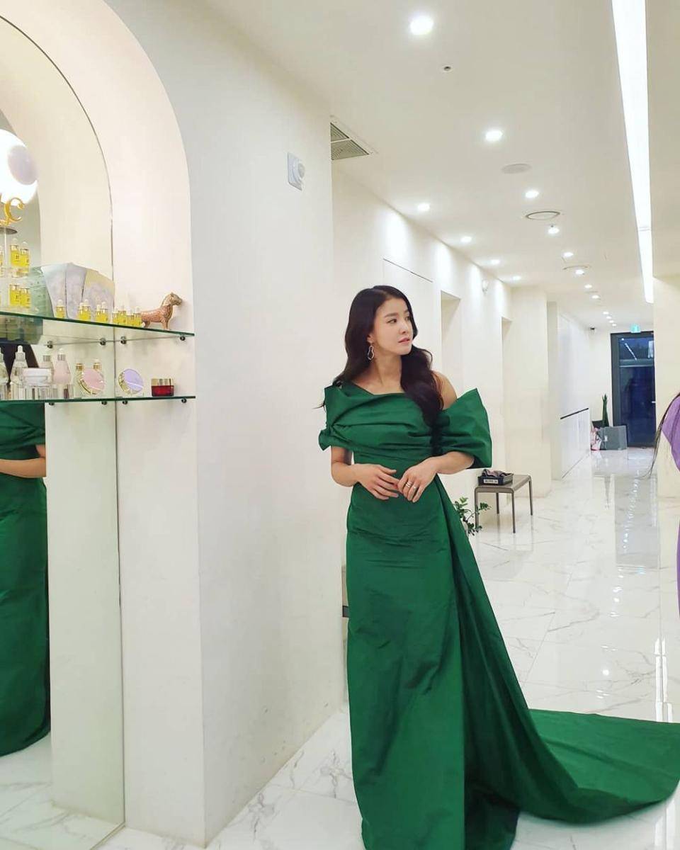 Instagram.com/leesiyoung38