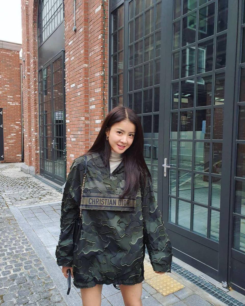 Instagram.com/leesiyoung38