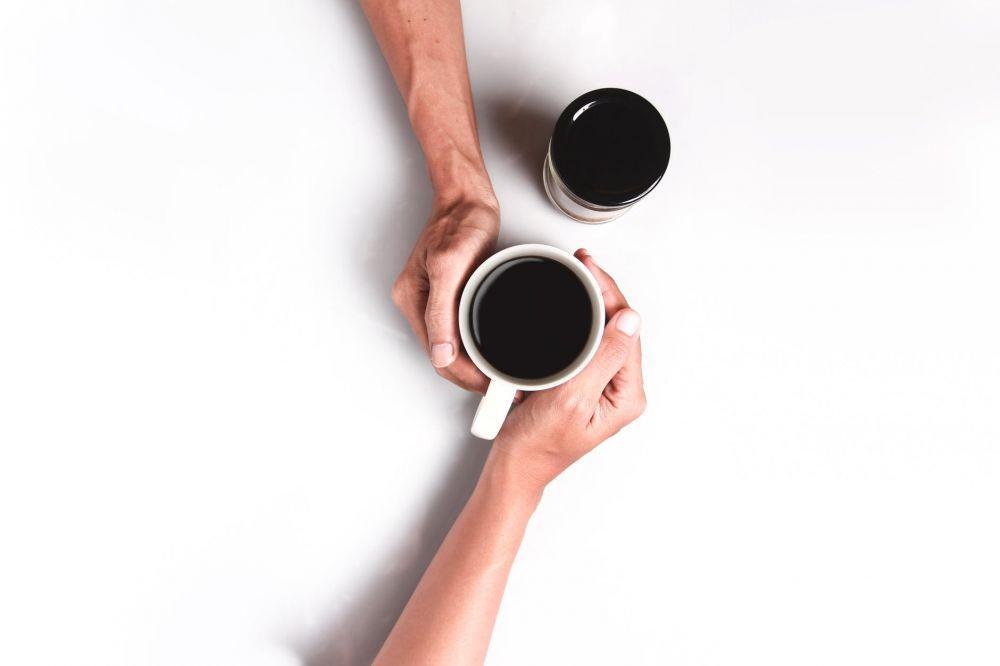 [CERPEN] Selangkangan dan Dua Bungkus Kopi