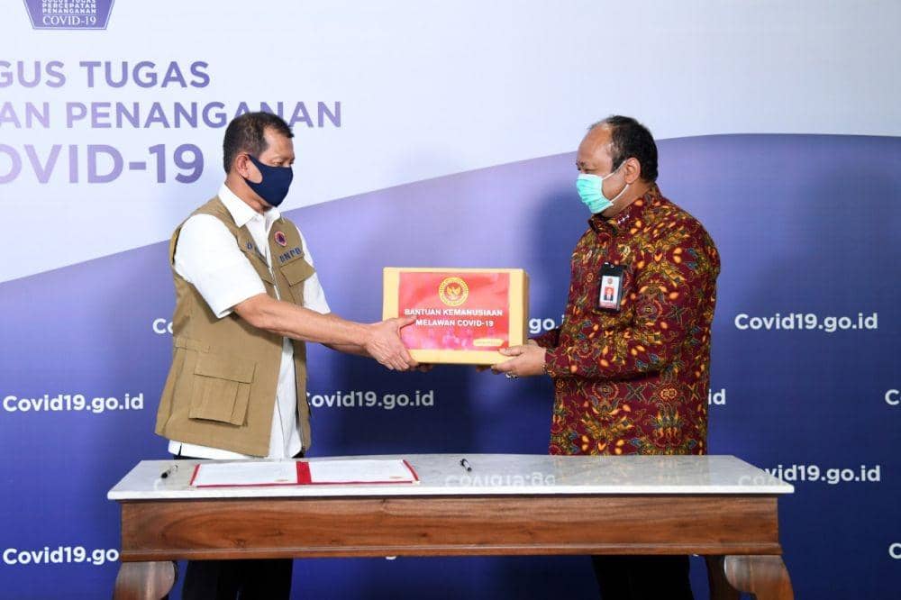 BIN serahkan bantuan ke Gugus Tugas (Dok. Istimewa)