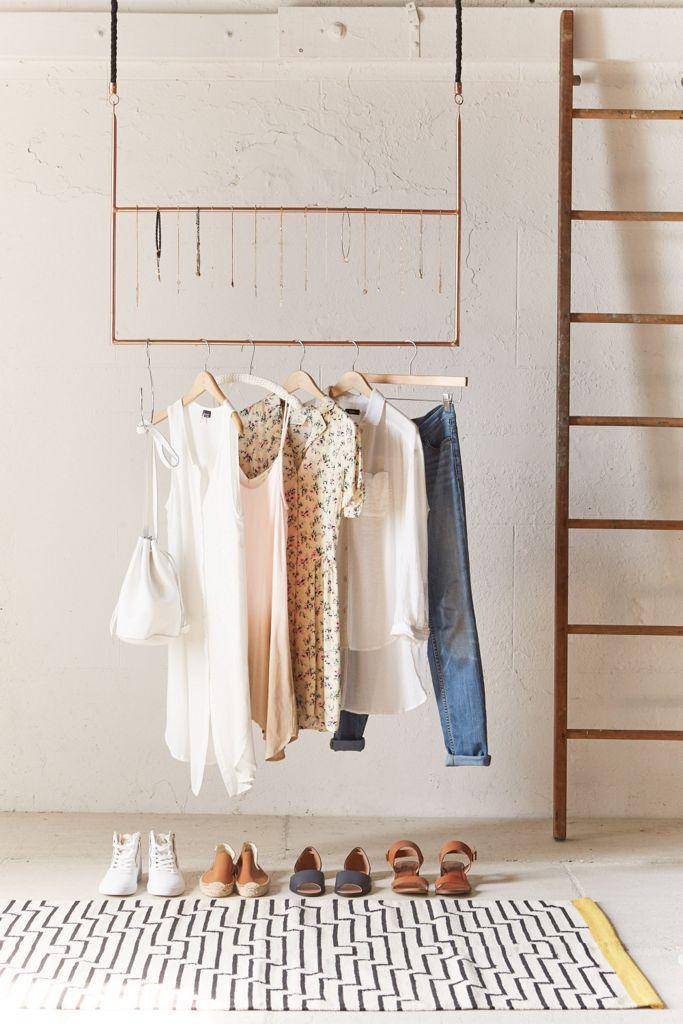 urbanoutfitters.com