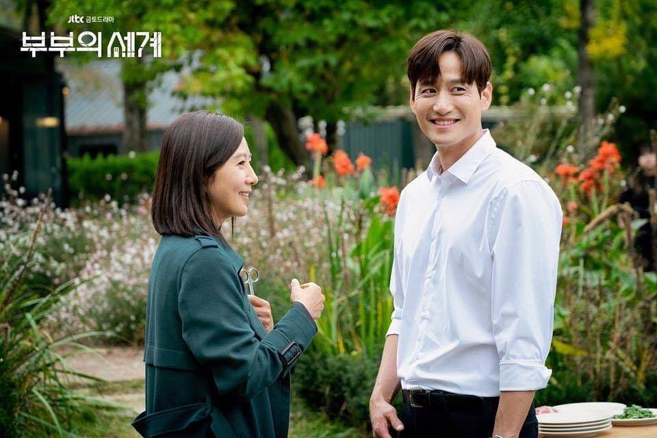 instagram.com/aworldofmarriedcouple