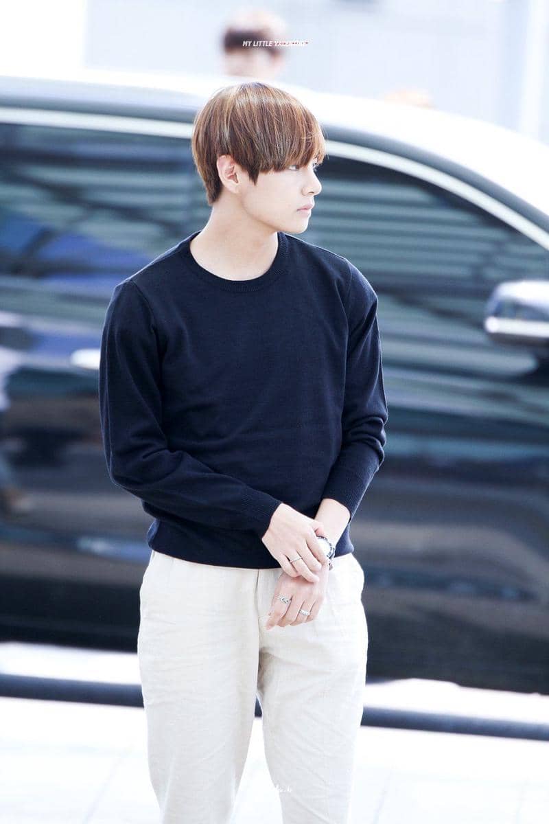 twitter.com/mylittlev