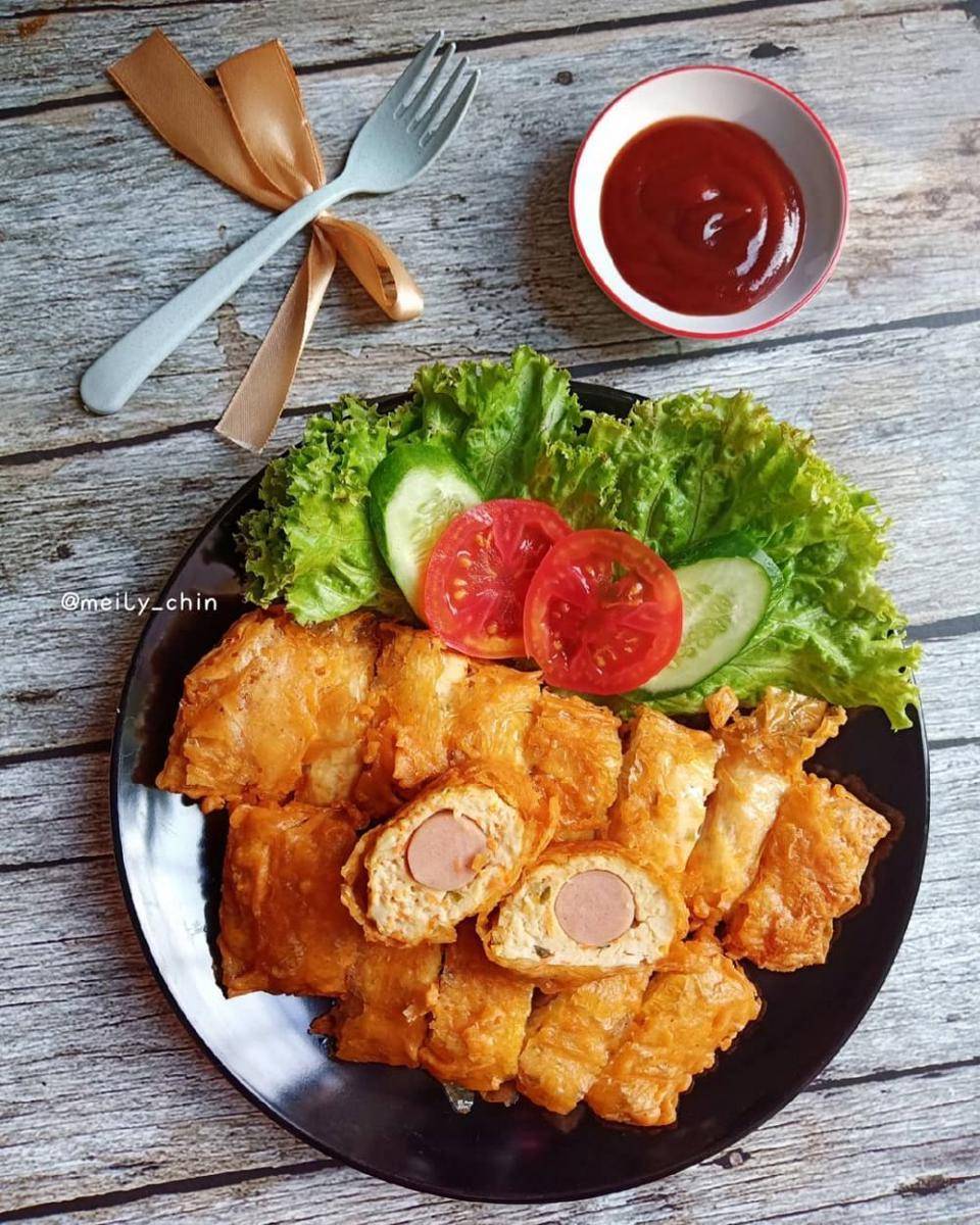 Instagram.com/meily_chin