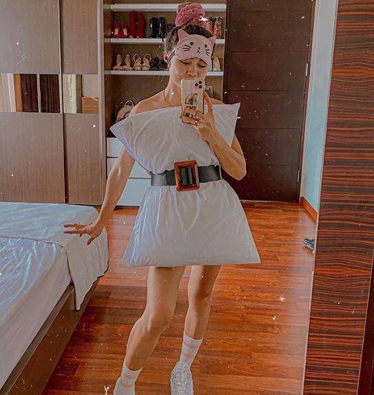 instagram.com/elisaanovia/