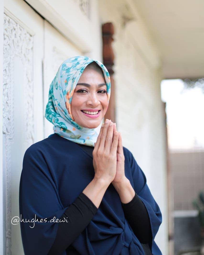 instagram.com/hughes.dewi