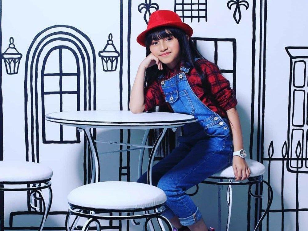 10 Pesona Alyssa Dezek, Penyanyi Lagu untuk Kamu yang Tengah Viral