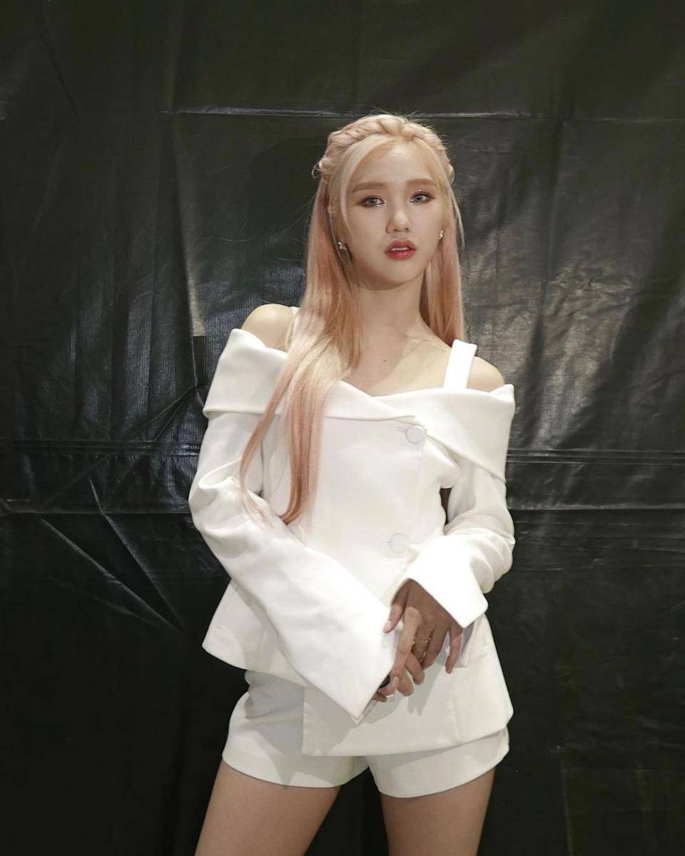 Instagram.com/wm_ohmygirl