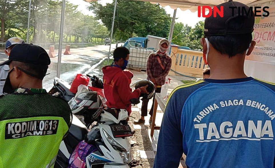 Ilustrasi pos pemantauan pemudik. IDN Times / Nana Suryana