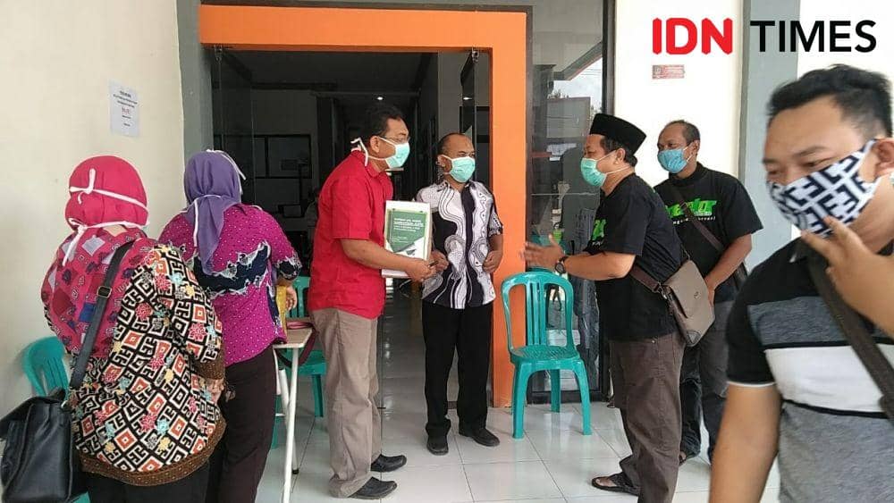 Kemenag Jombang Sumbang APD ke Puskesmas dan Rumah Sakit