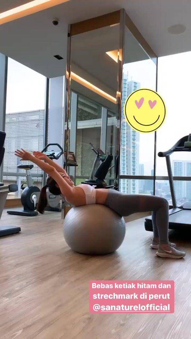 instagram.com/shandyaulia