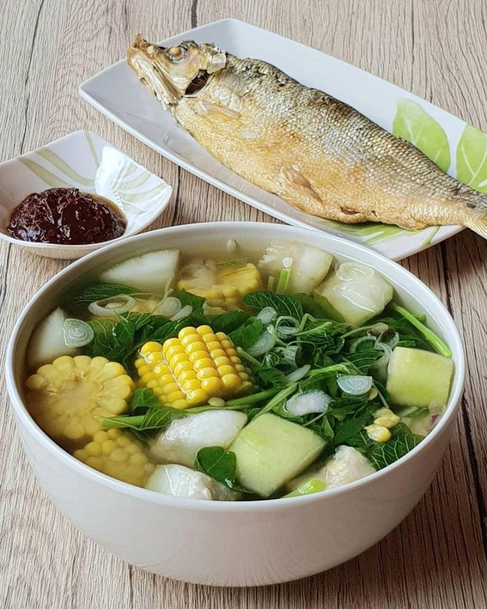 sayur bening (instagram.com/dapoersikoko)