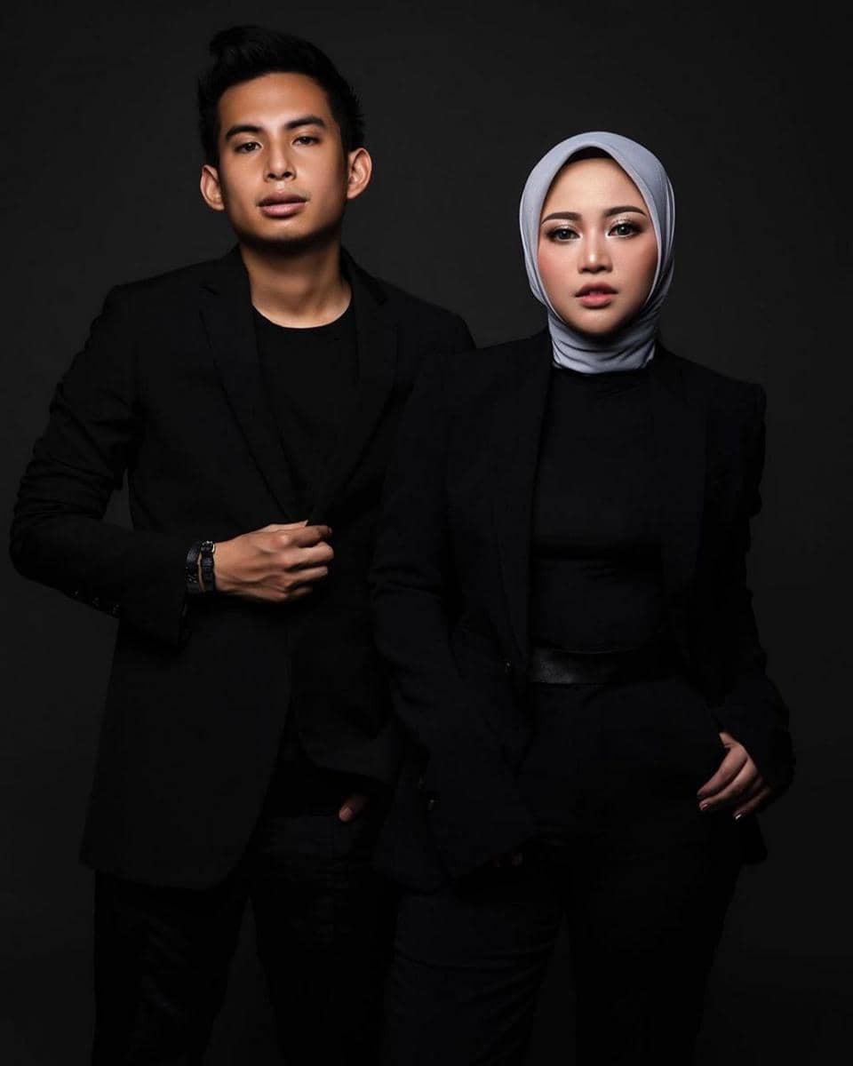 instagram.com/rachelvennya