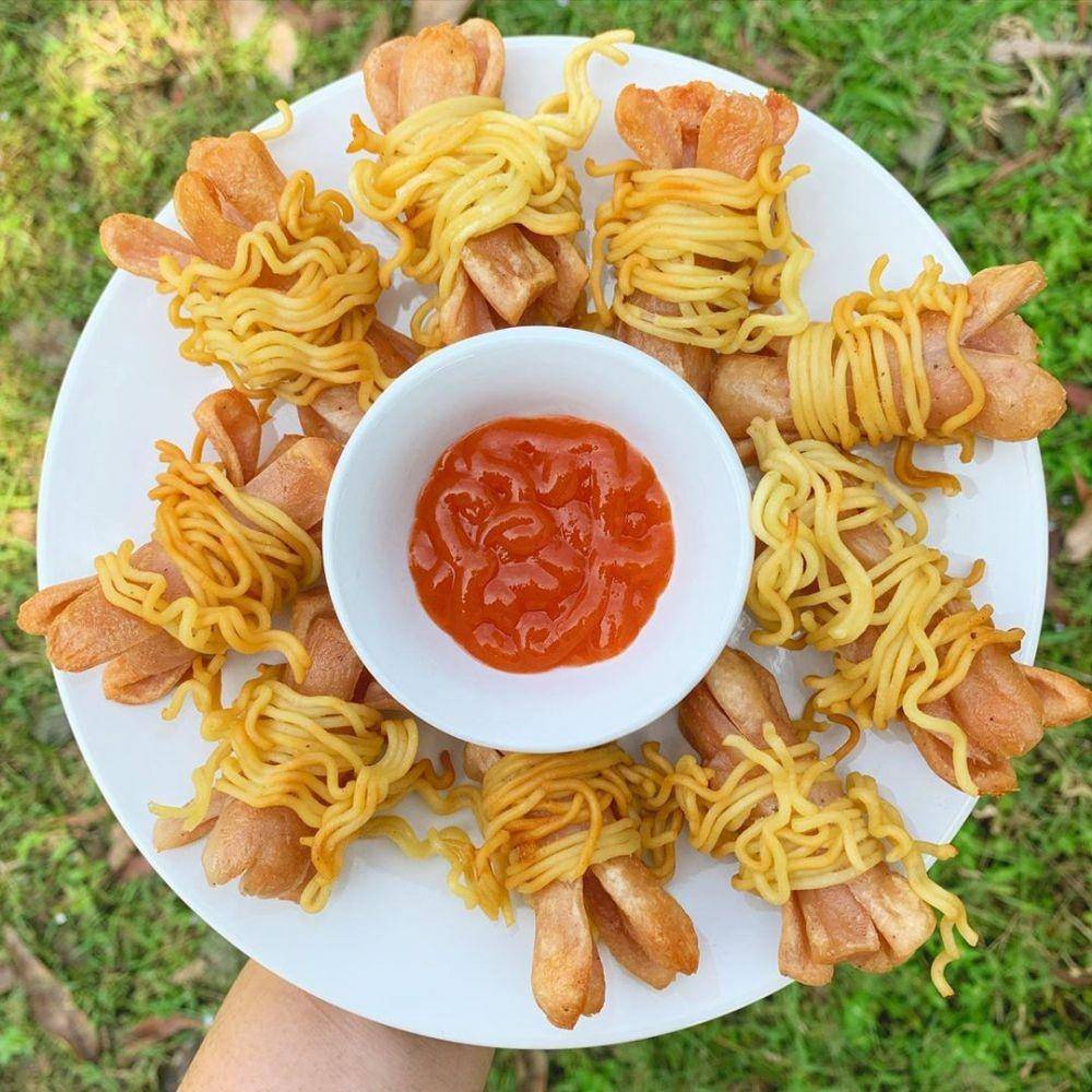 sosis gulung mi (instagram.com/levinkarisnanti)