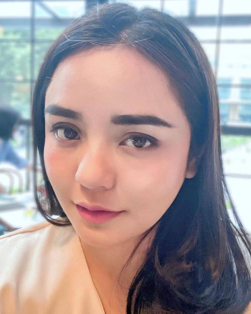 instagram.com/gitasinaga