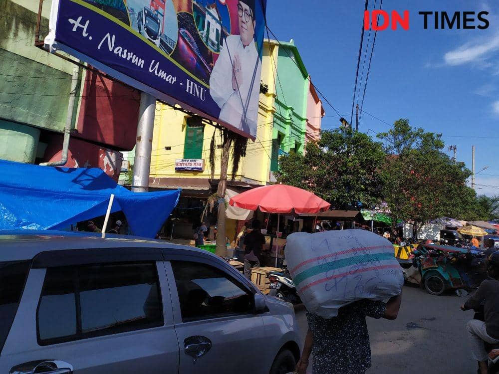 Situasi di kawasan Pasar 16 Ilir Palembang (IDN Times/Feny Maulia Agustin)