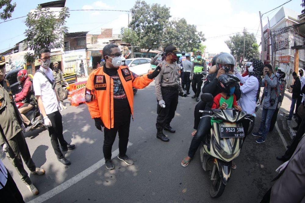 Kebijakan PSBB Tetap Membuat Tren Positif COVID-19 di Bandung Naik