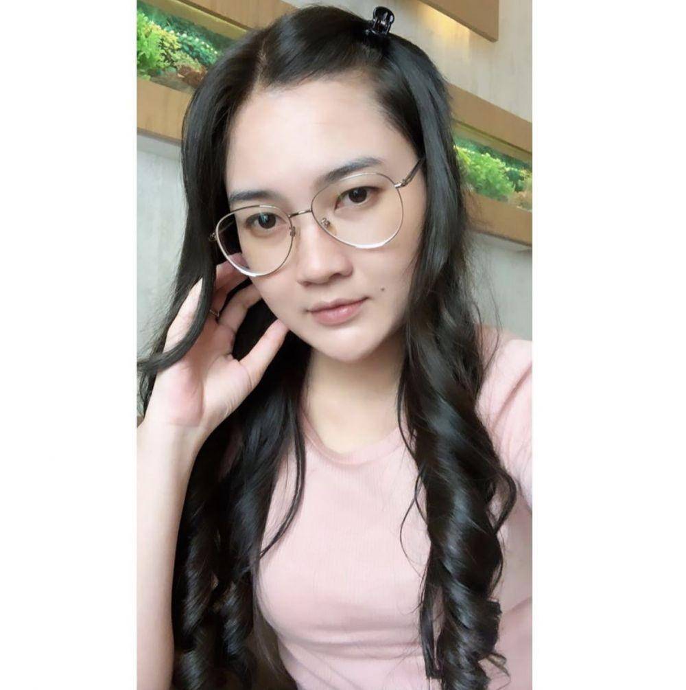 Instagram.com/nellakharisma
