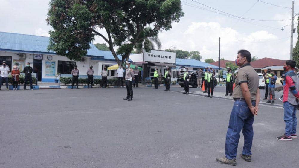 Sopir angkutan umum dibekali menghadapi COVID-19 (Dok.IDN Times/Istimewa)