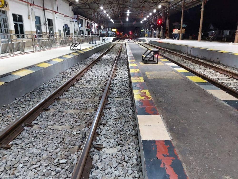 Suasana di Stasiun Madiun lengang setelah ditetapkannya pembatalan perjalanan kereta jarak jauh. Dok.IDN Times/Istimewa