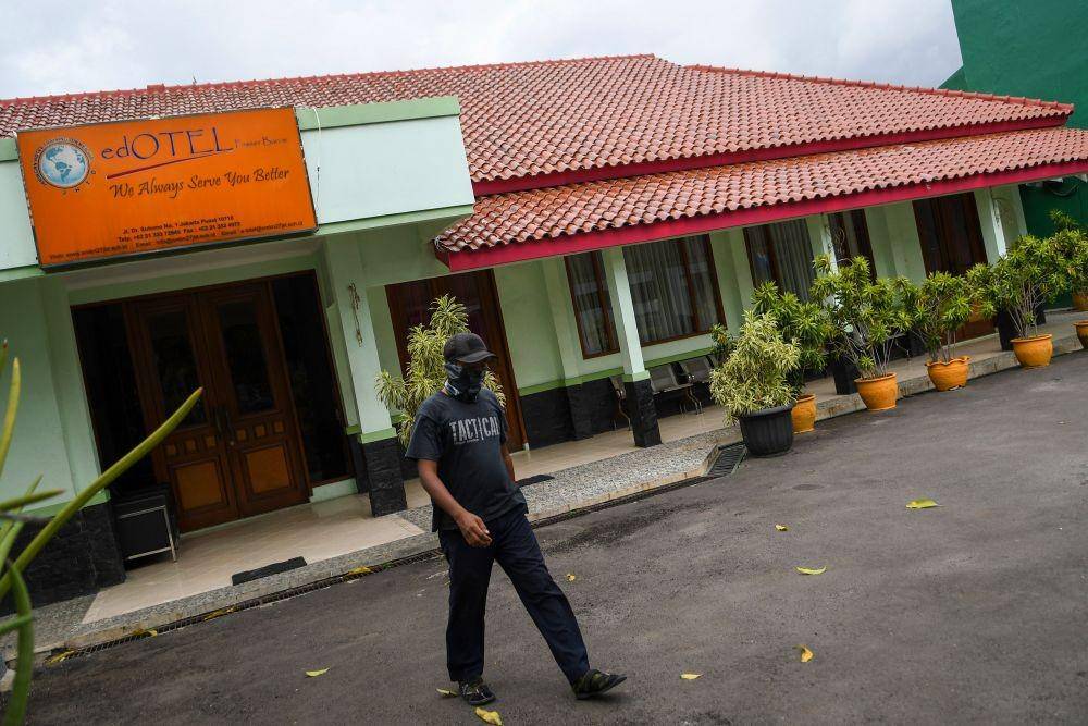Ilustrasi gedung sekolah sebagai lokasi karantina (ANTARA FOTO/M Risyal Hidayat)