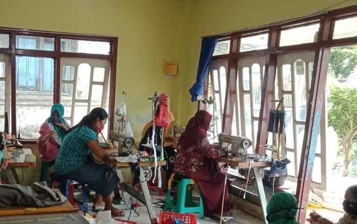 Pemkab Banyuwangi Pesan 1 Juta Masker ke Ratusan Penjahit