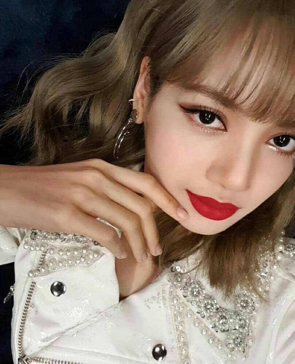 Instagram.com/lisa.blackpink