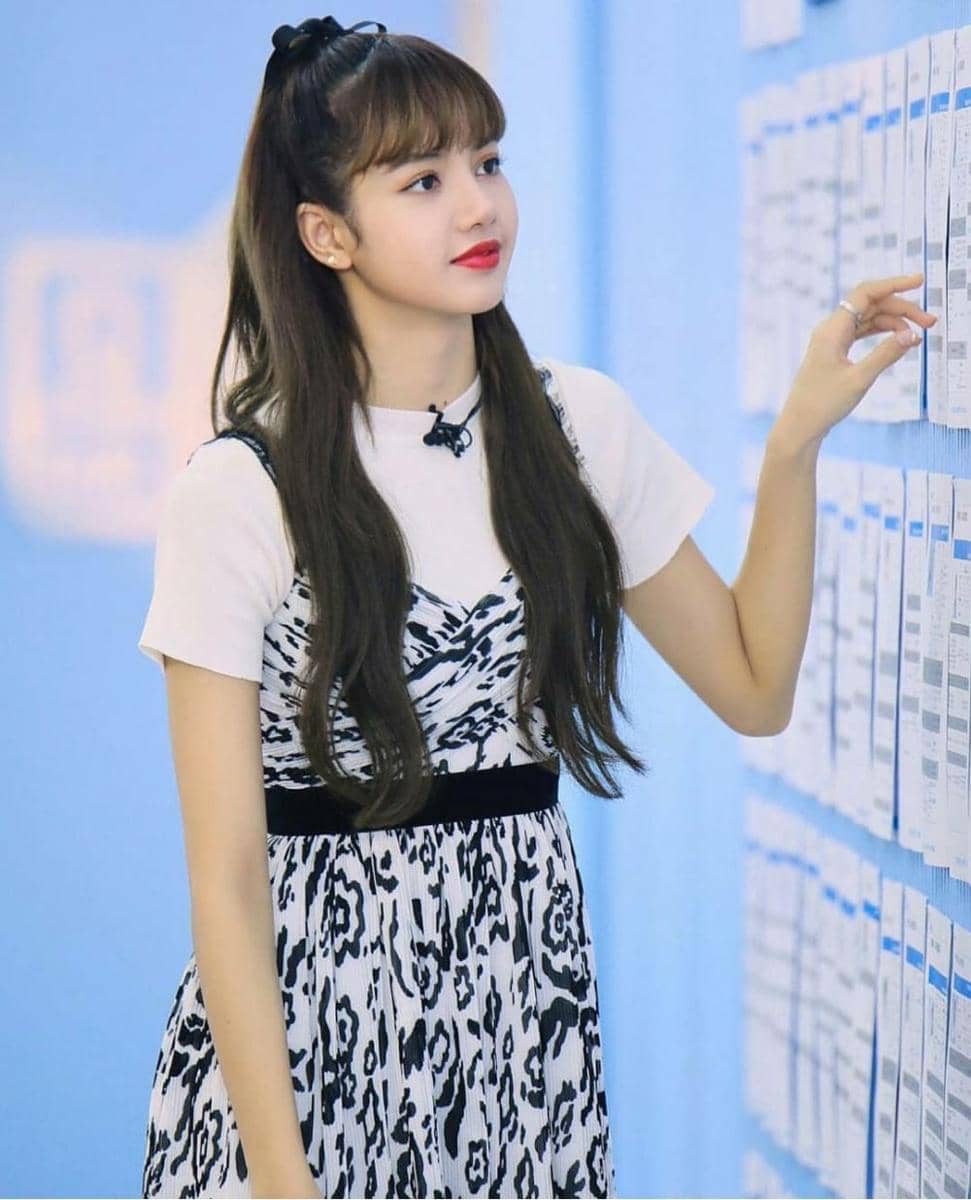 Instagram.com/lisa.blackpink