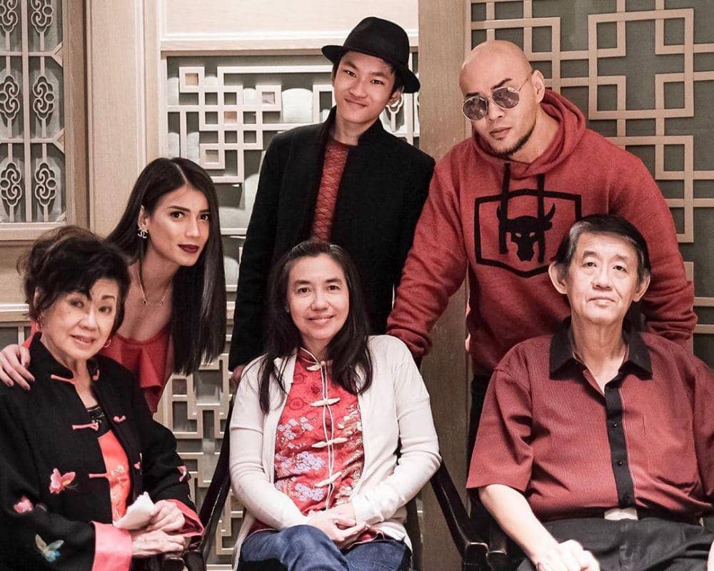 instagram.com/sabrinachairunnisa_