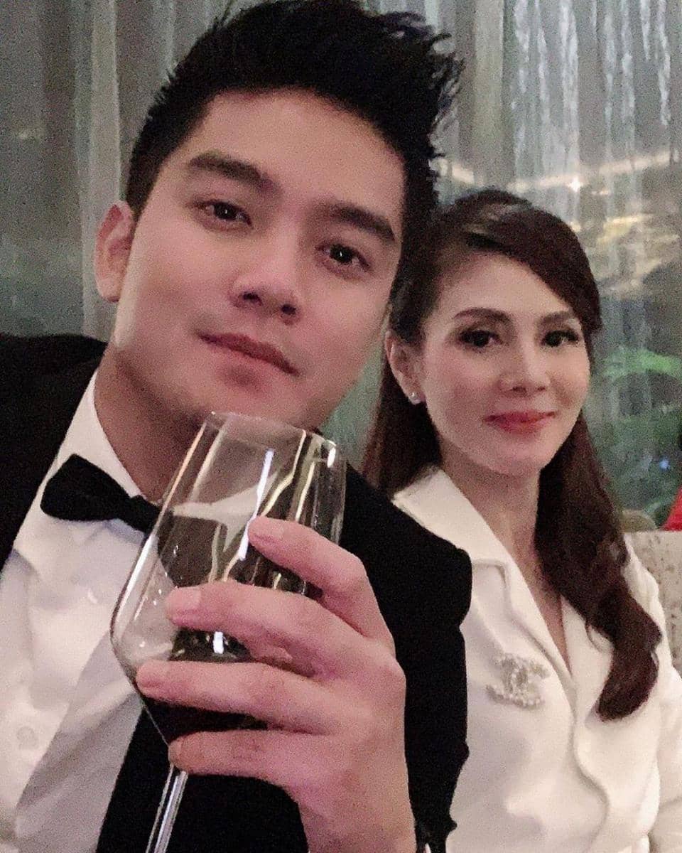 instagram.com/margaretvivi