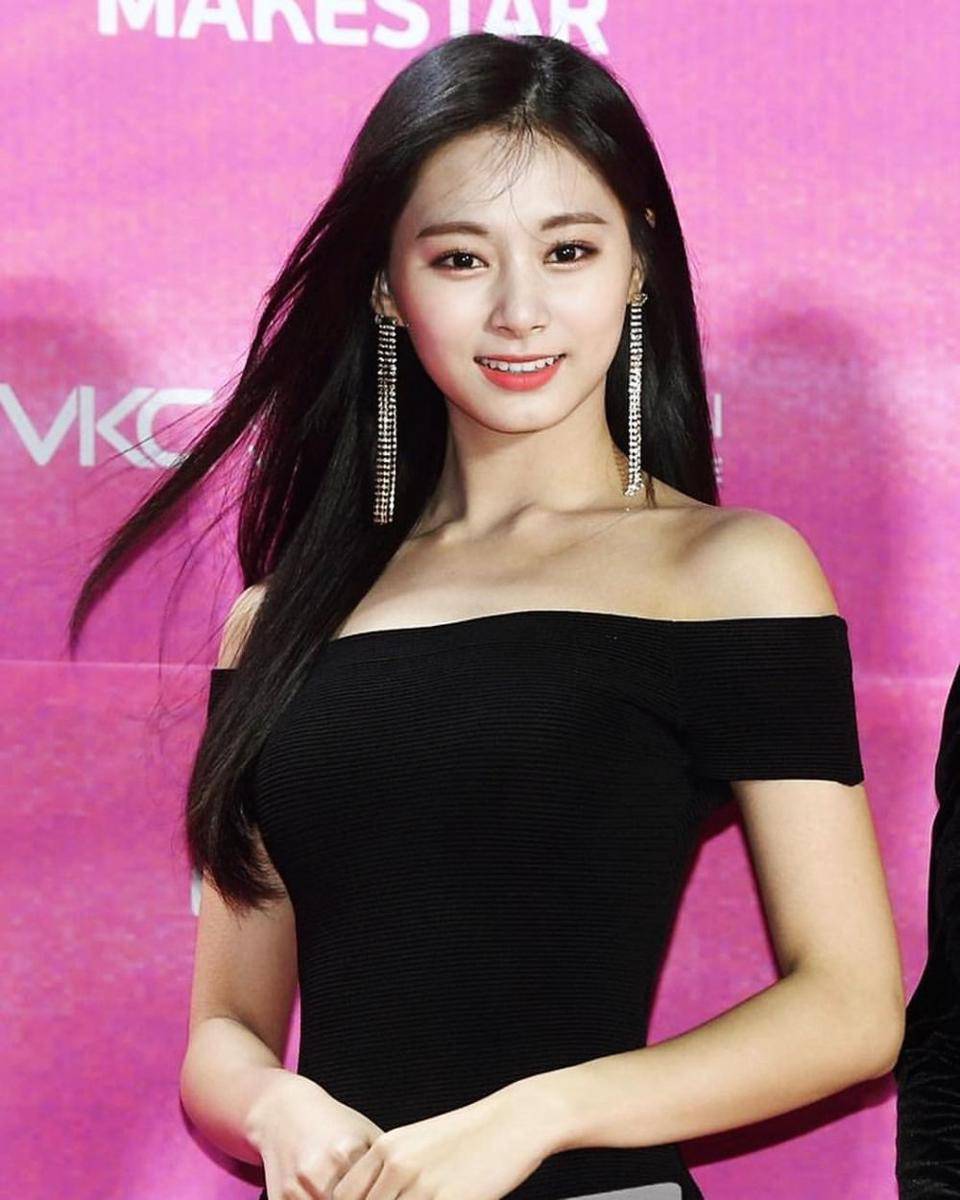 Instagram.com/queentzuyu