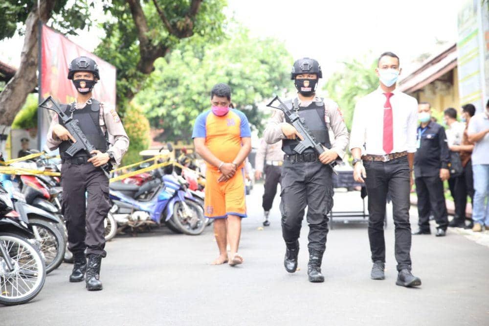 Tersangka curanmor Fauzi di Polres Jombang. IDN Times/Dok Humas Polres