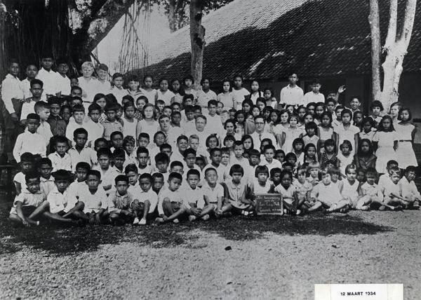 Mengiris Hati, Ini 6 Ciri Umum Pendidikan Masa Kolonial Belanda