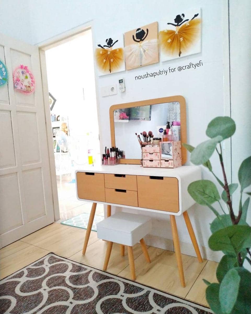 instagram.com/noushaputriy