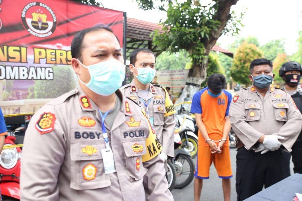 Jambret Ponsel, Remaja 15 Tahun Ini Jual Melalui Status WhatsApp