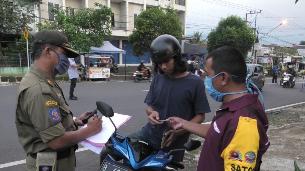Awas! Tak Pakai Masker di Banyumas Dihukum Penjara 3 Bulan