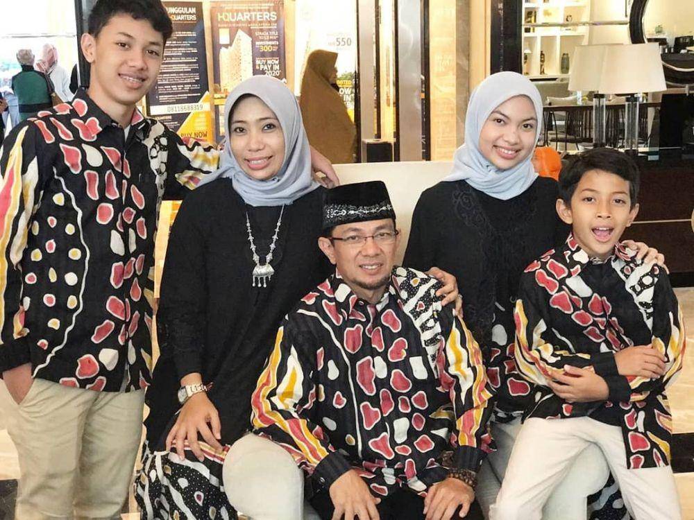 Instagram.com/ustadwijayantoofficial