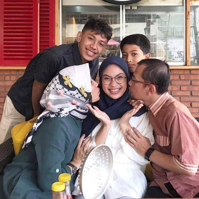 Instagram.com/ustadwijayantoofficial