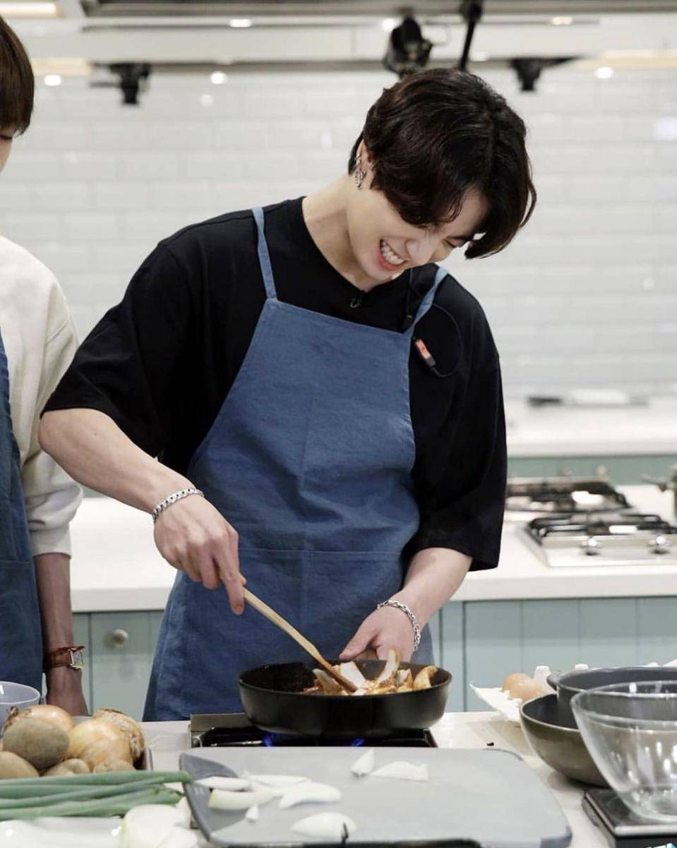 Instagram.com/7bts.update