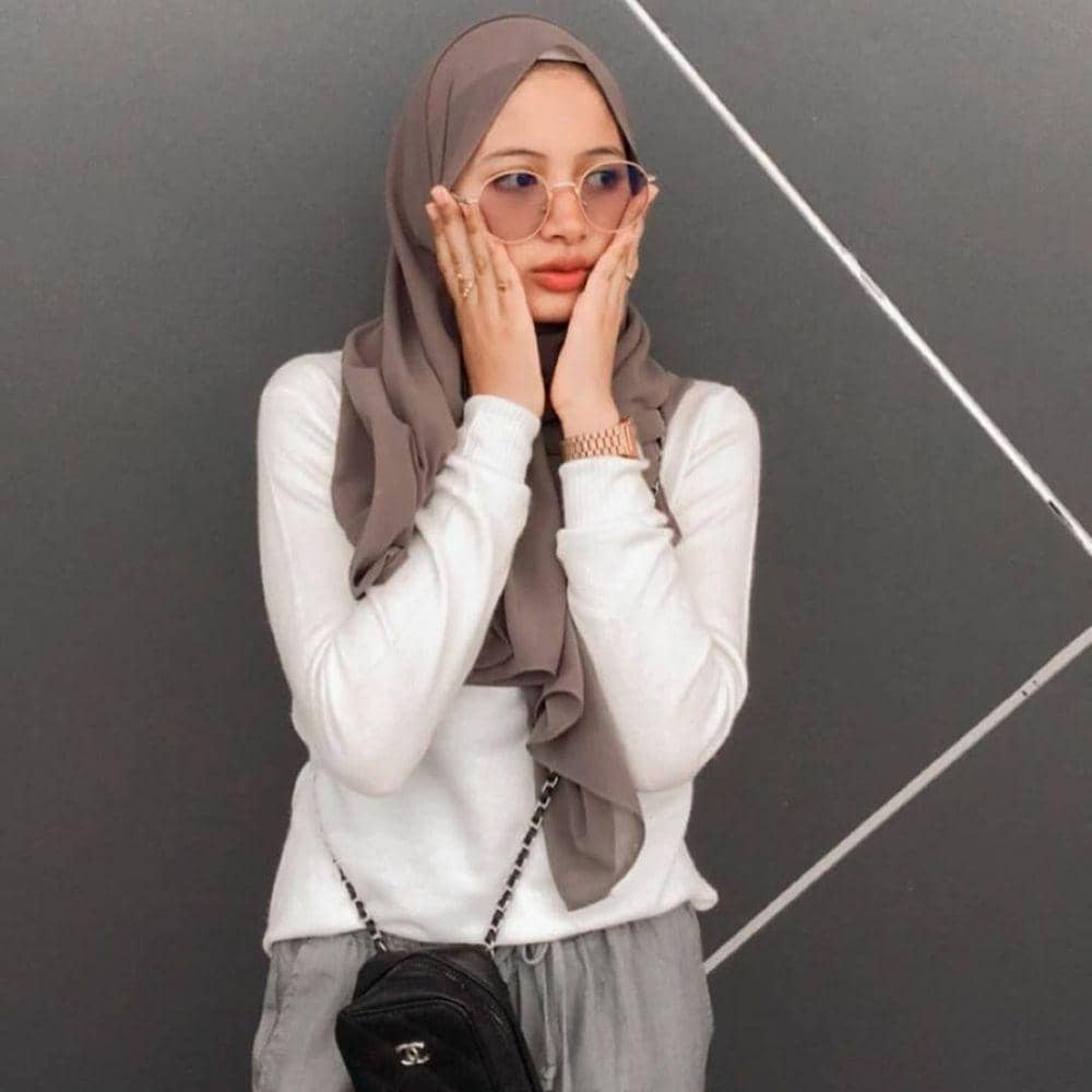instagram.com/sanwaneee